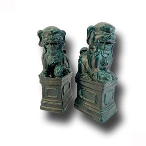 Early 20th Century Pottery Pho Dogs 