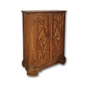 Second Half Of The 18th Century Walnut Briar Cabinet 