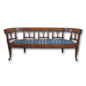 CANAPÉ DIRECTOIRE EN NOYER FIN DU 18ème SIÈCLE