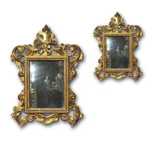 PAIRE DE PETITS MIROIRS DORÉS MILIEU 19ème SIÈCLE