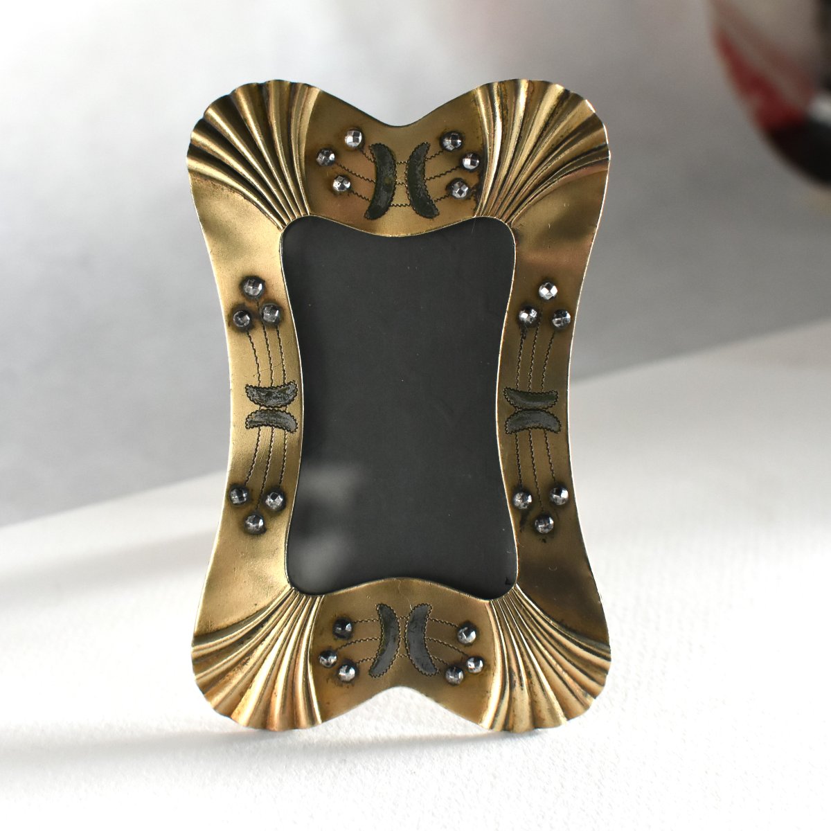 Small Art Nouveau Gilded Brass Table Picture Frame, Circa 1900-photo-5