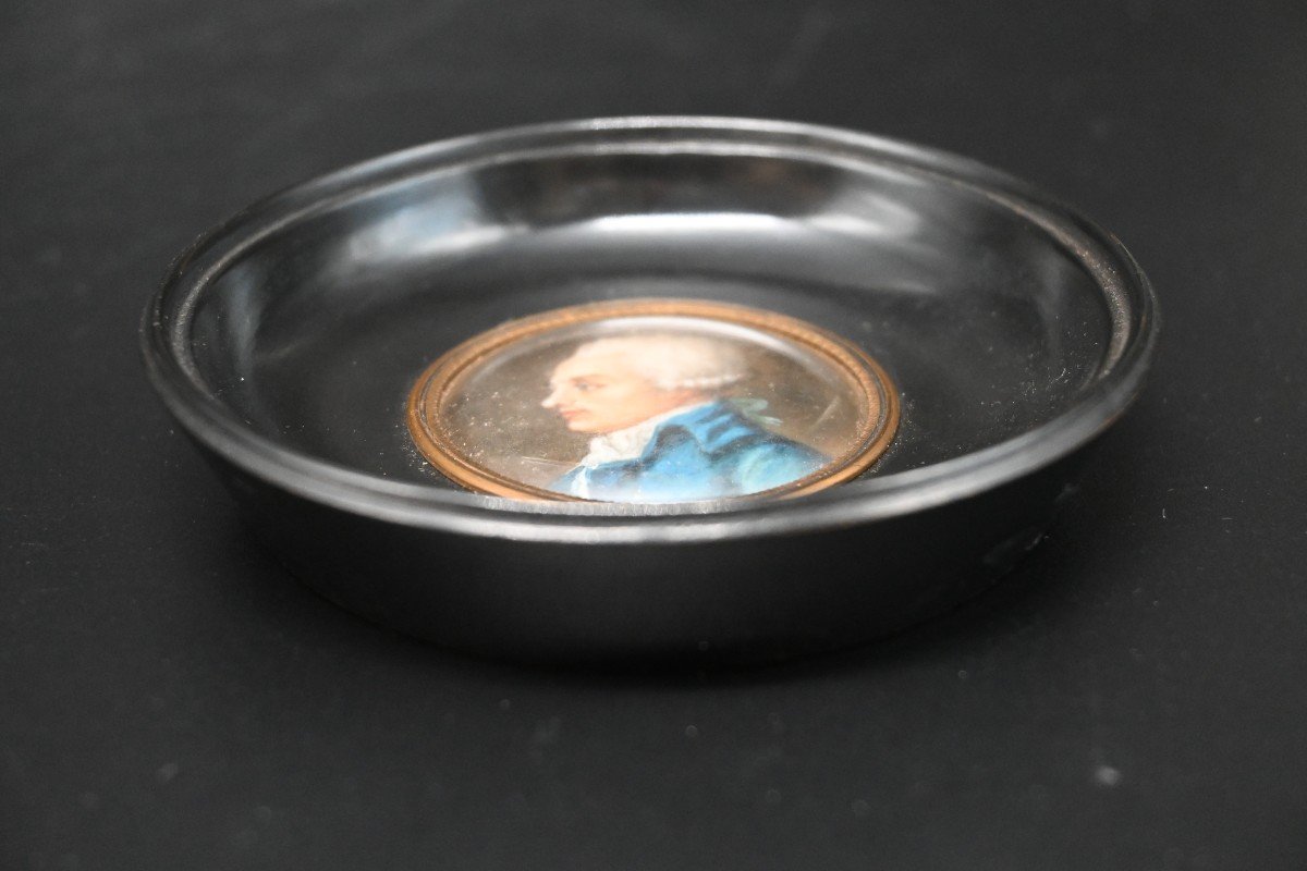 XIX Century Round Miniature-photo-4