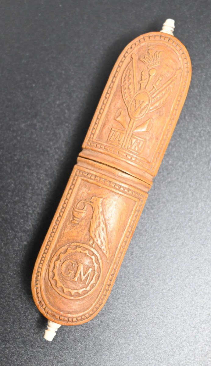 Etui à Aiguilles En Buis Sculpté  Du XIXe Siècle -photo-2