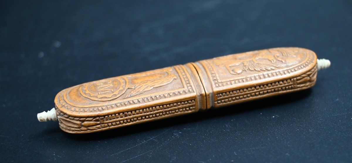 Nineteenth Century Carved Boxwood Needle Case-photo-3