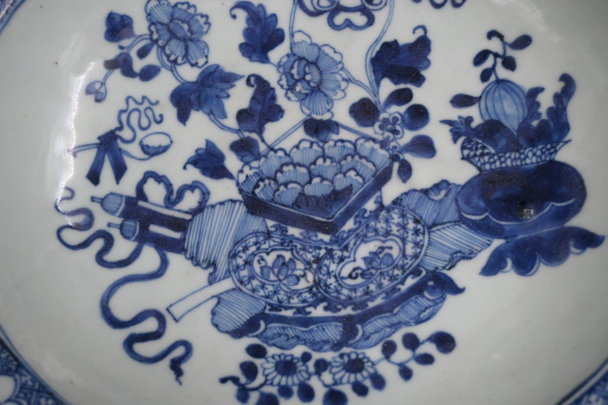 Plat De Barbier En Porcelaine De Chine Bleu Et Blanc Du XVIIIe Siecle, Epoque Qianlong-photo-3