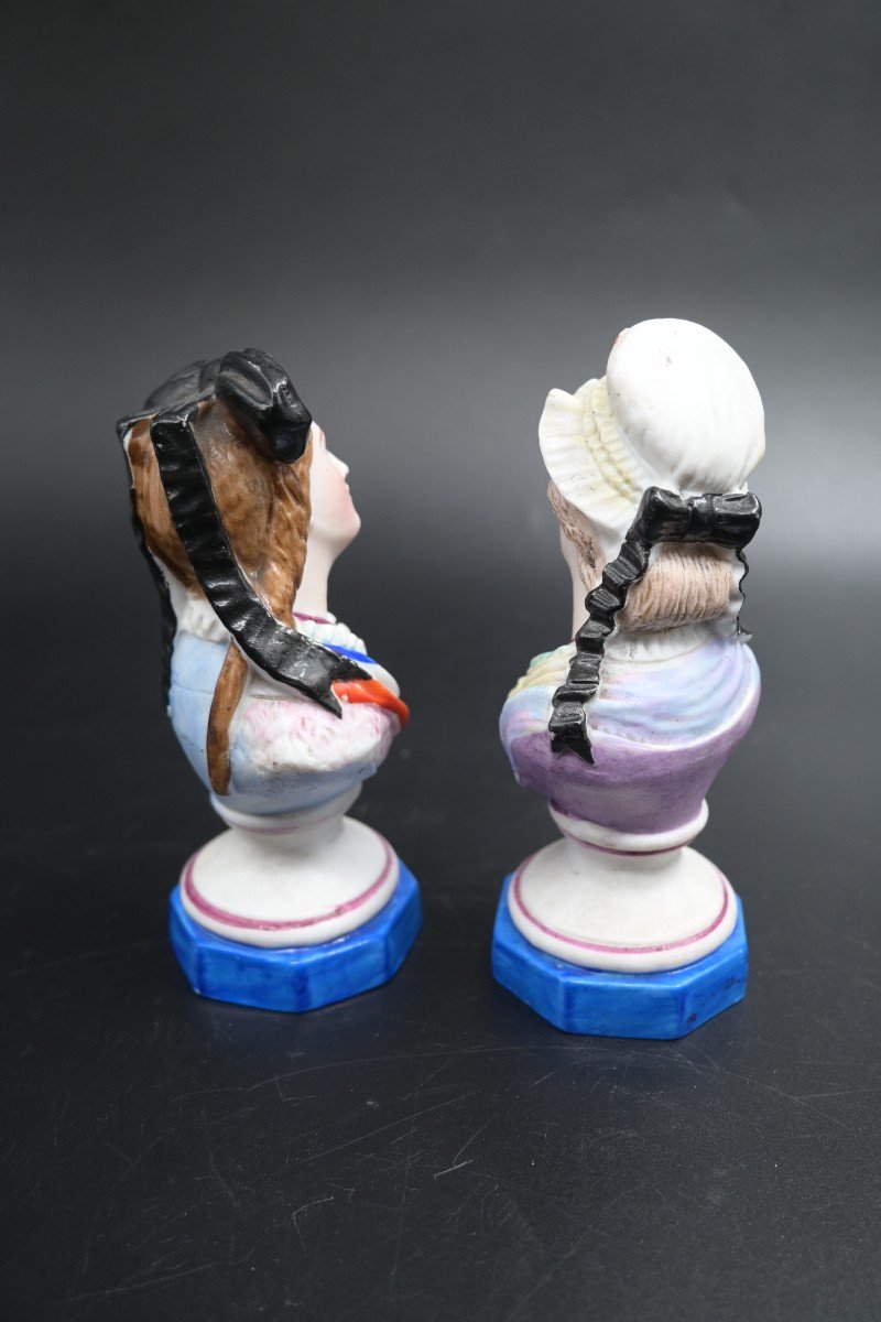 "the Amazons Of The Revolution" 2 Porcelain Busts, French History-photo-1
