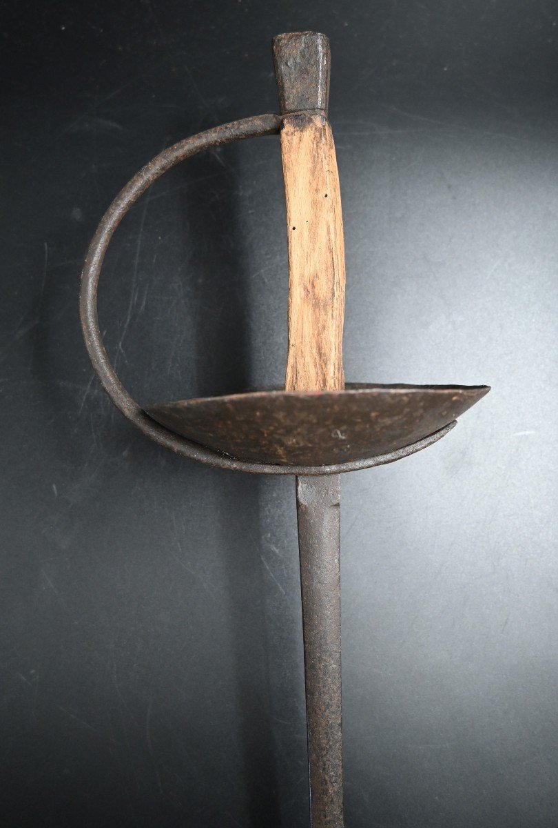 Epée En Fer Forgé Du 18ème Siècle
