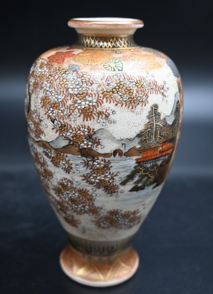 Beautiful Quality Old Japanese Satsuma Vase,-photo-1