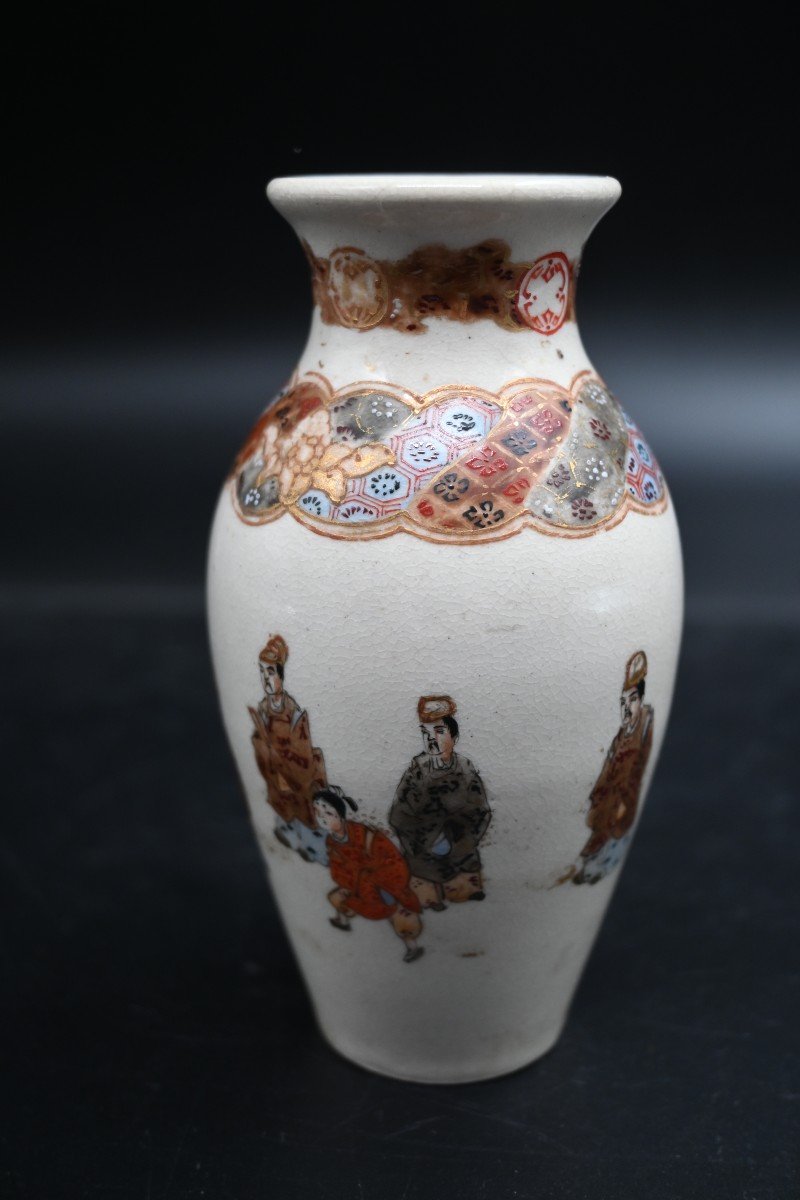 Beautiful Quality Old Japanese Satsuma Vase,