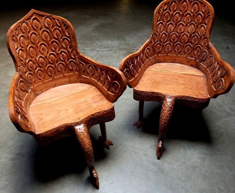 Paire De Fauteuils Paon Birmans Anglo-indiens Sculptés à La Main Vers 1880-photo-1