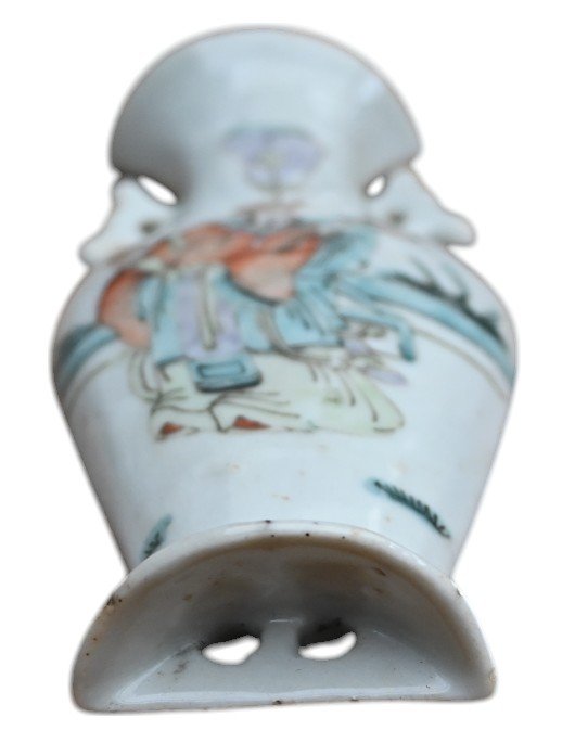 China - Polychrome Porcelain Bouquet Holder With Decor, Canton, 19th Century.-photo-2