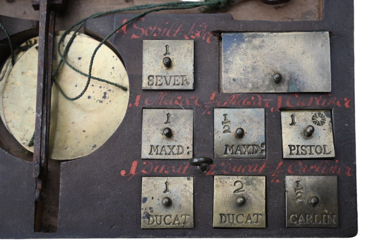 18th Century Trebuchet, Money Changer's Balance, Complete With Its Weights-photo-4