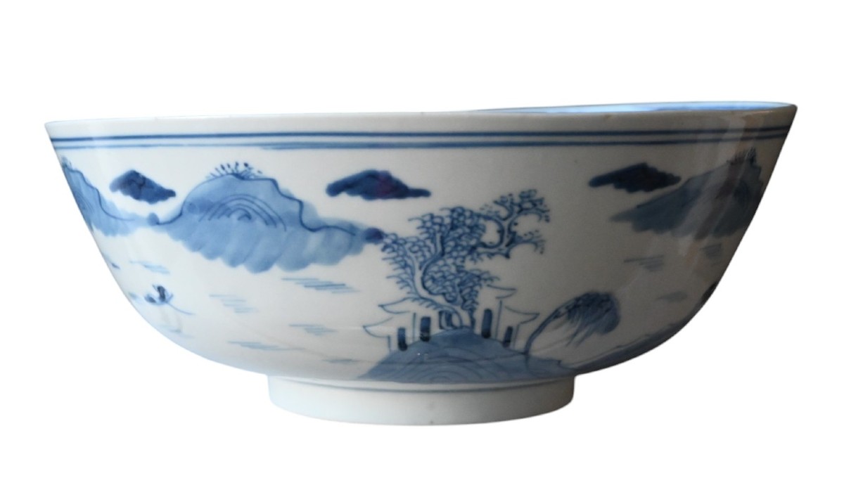 Large Chinese Blue And White Porcelain Bowl, 18th Century-photo-3