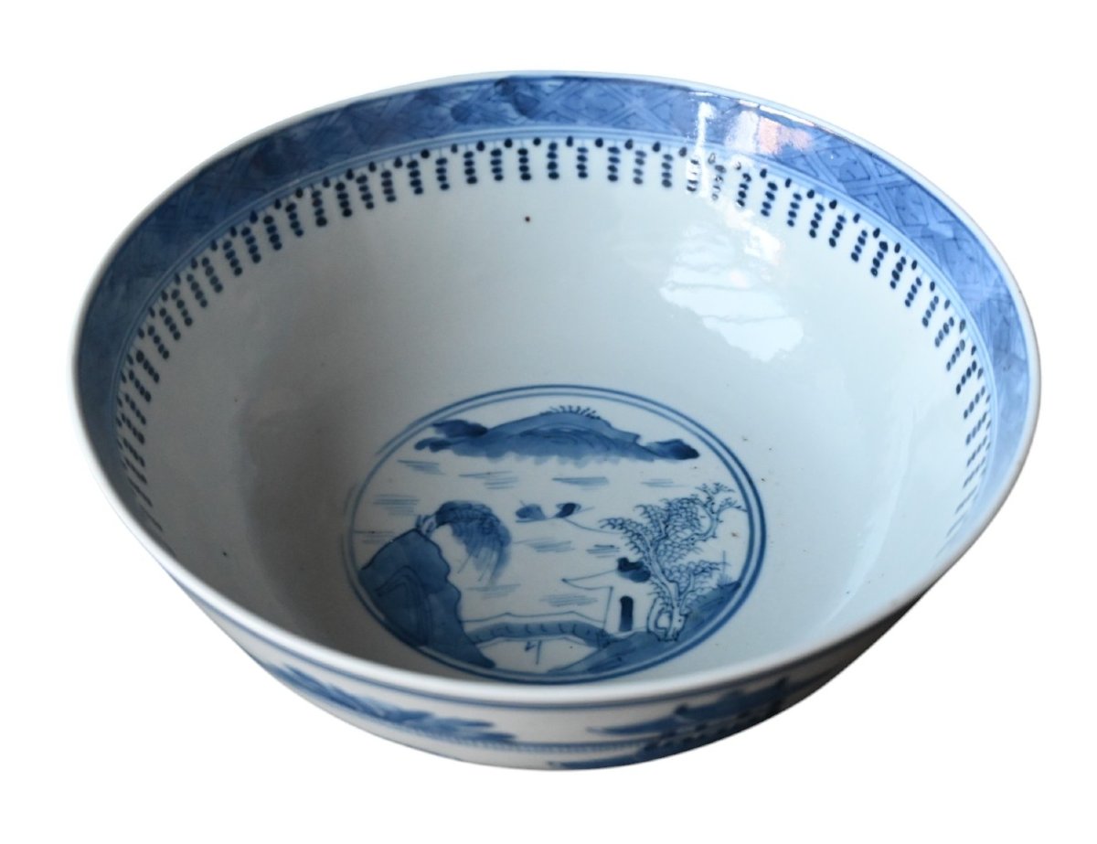 Large Chinese Blue And White Porcelain Bowl, 18th Century-photo-2
