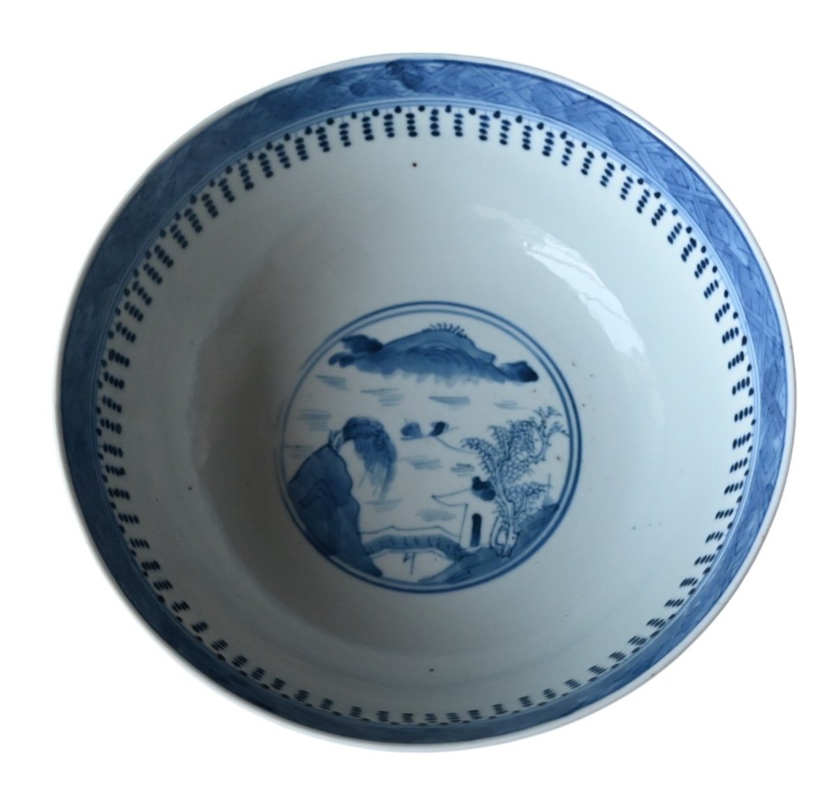 Large Chinese Blue And White Porcelain Bowl, 18th Century-photo-3