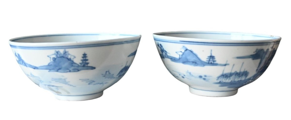 Pair Of Antique Chinese Blue And White Porcelain Bowls Marked Kangxi, 18th Century-photo-3