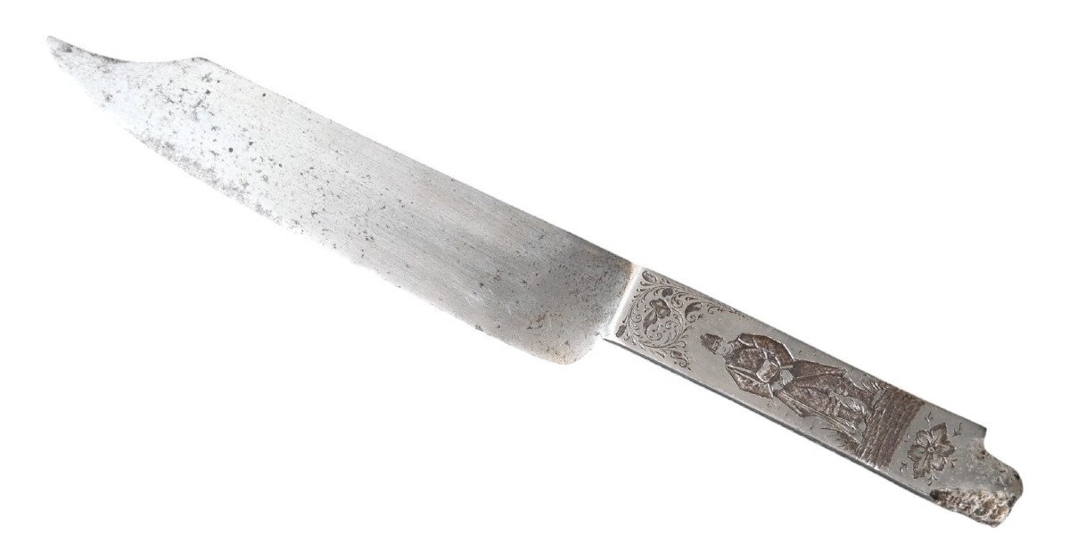 Objet  de tranchée WWI – “Souvenir de Guerre 1914–1917” – Fabriqué à partir d’un éclat d’obus