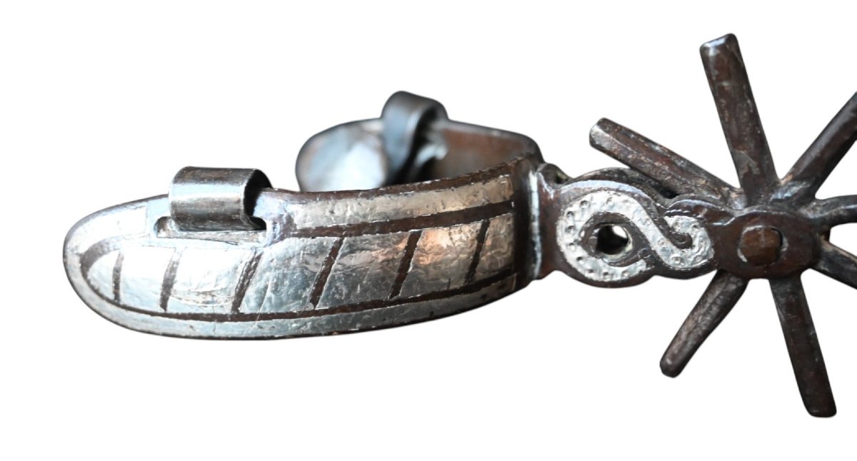 Gaucho Spurs – Hand-forged Iron And Silver Inlay – Argentina, 18th Century-photo-2