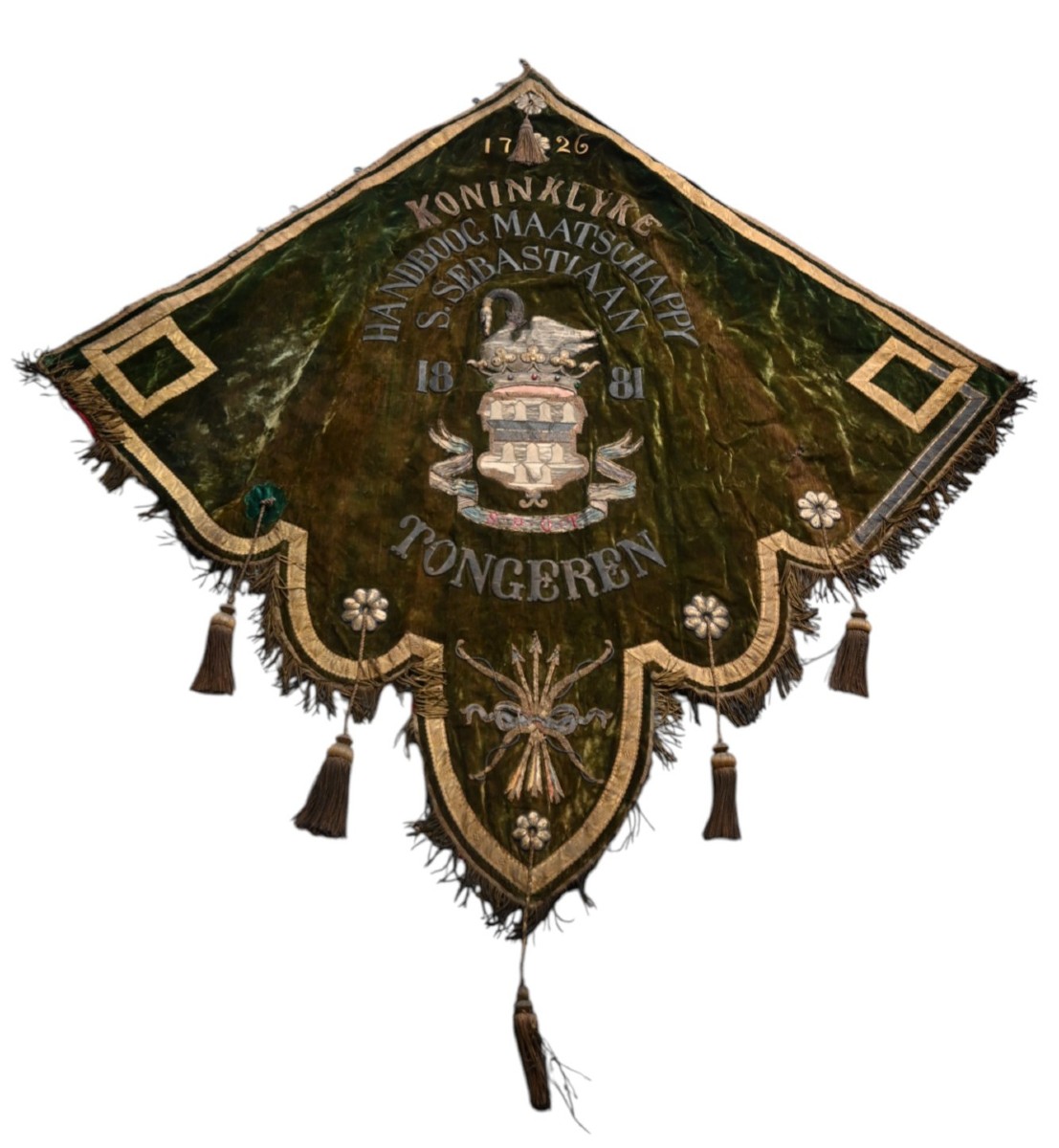 Grand drapeau cérémoniel historique – Confrérie Royale de l’Arbalète Saint Sébastien – Tongres 