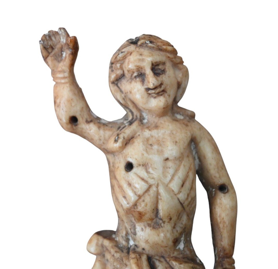 Saint Sebastian In Carved Bone – Late Gothic Art, 15th Century – 8.6 Cm-photo-2