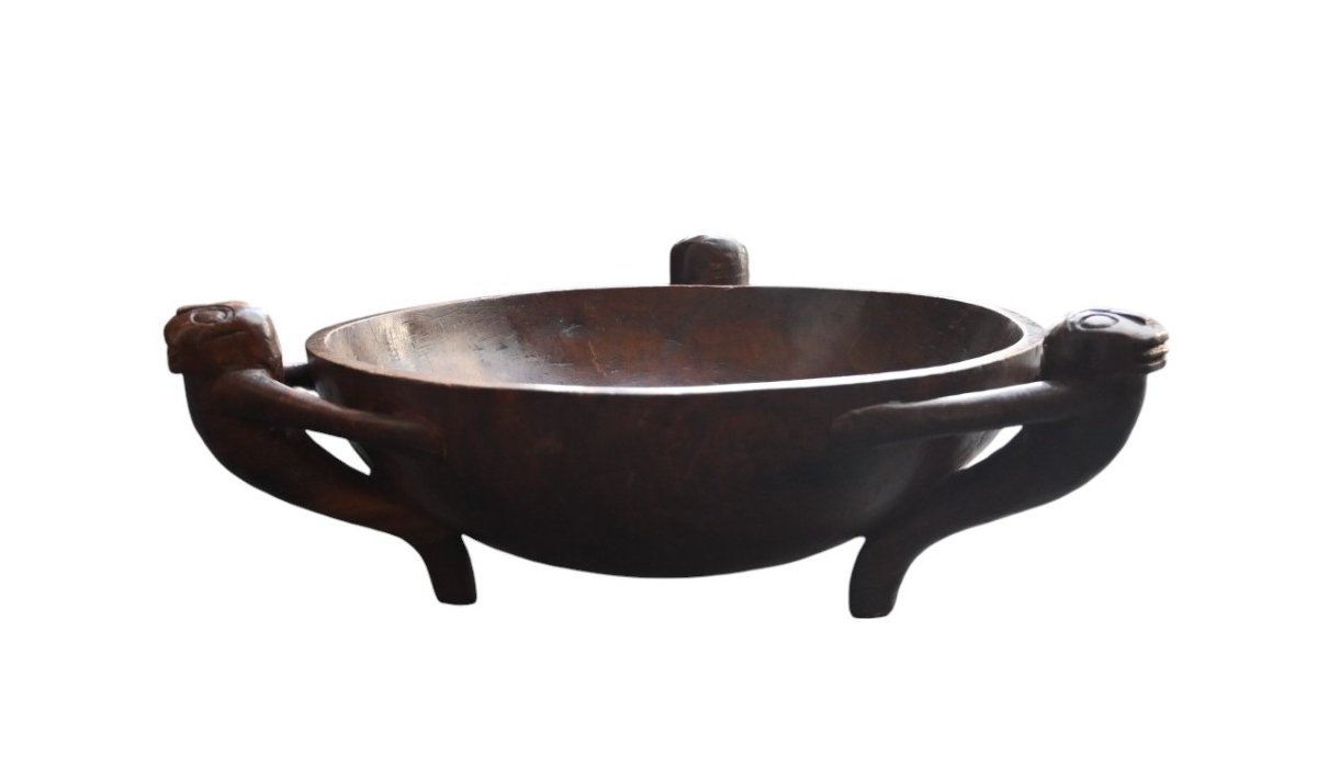 Grande coupe cérémonielle en bois – Îles de l’Amirauté, Papouasie-Nouvelle-Guinée-photo-4