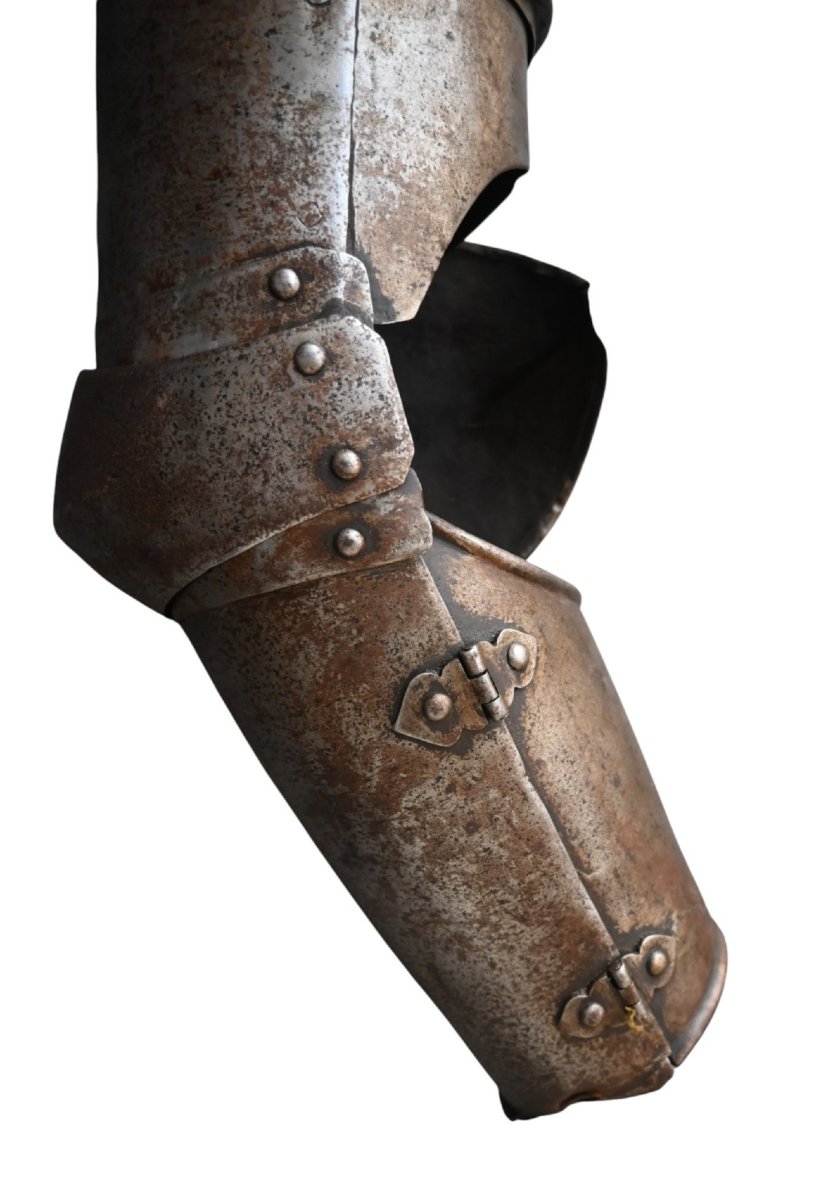 Bras et épaule d’armure, Italie du Nord (Milan ou Brescia), milieu du XVIe siècle -photo-4