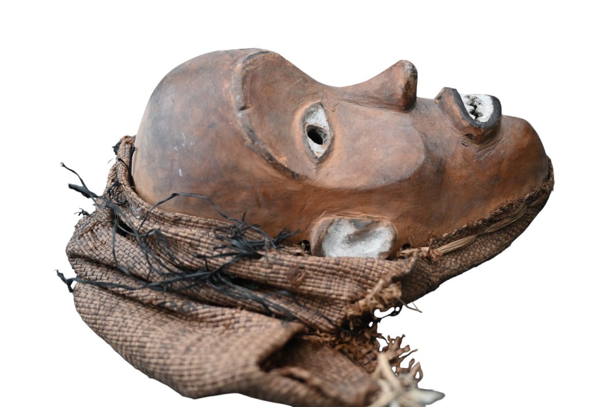 Antique Chokwe Mask “mwana Pwo” – Congo / Angola – Late 19th – Early 20th Century-photo-4