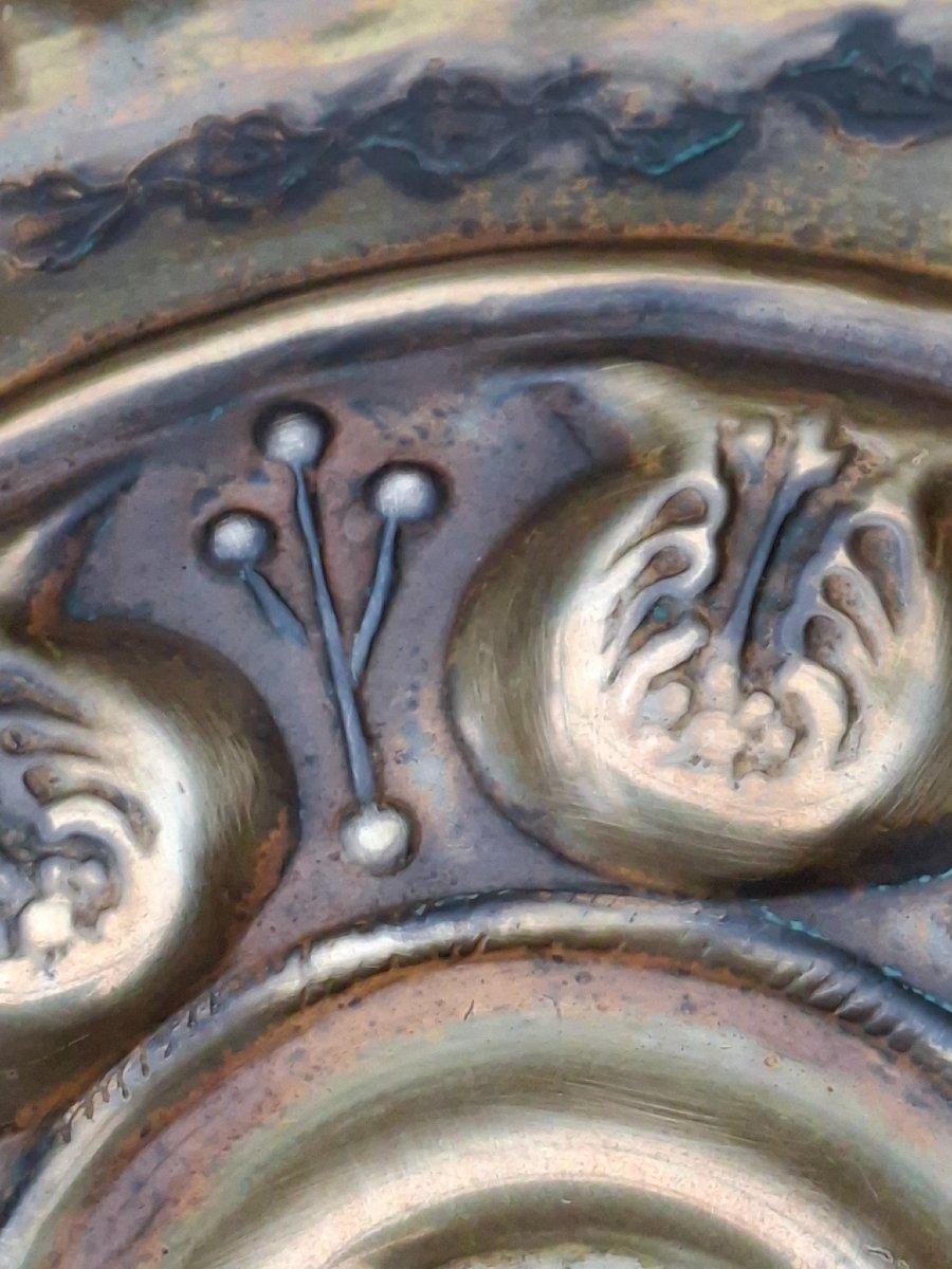 Rare bassin baptismal en laiton, Nuremberg, XVIe siècle-photo-2