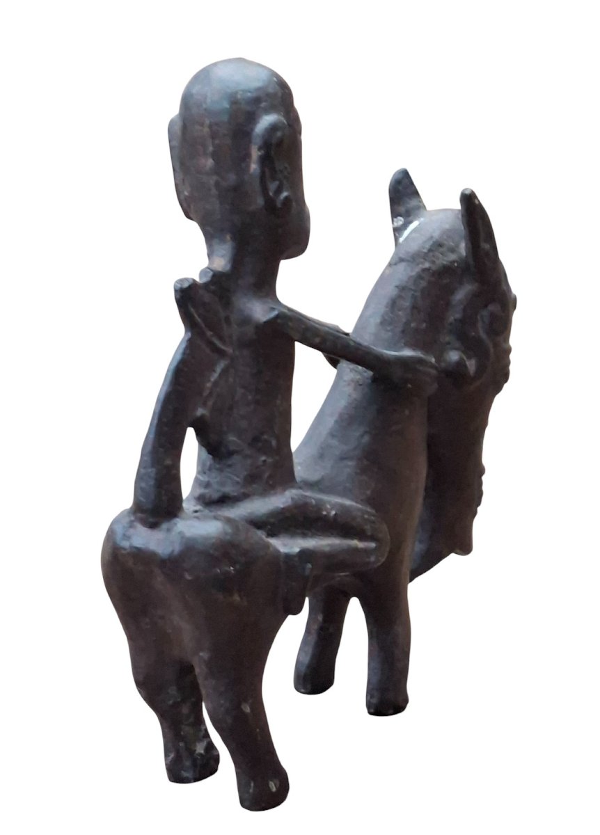 Rare Batak Equestrian Bronze Statuette – Sumatra, 19th Century-photo-1
