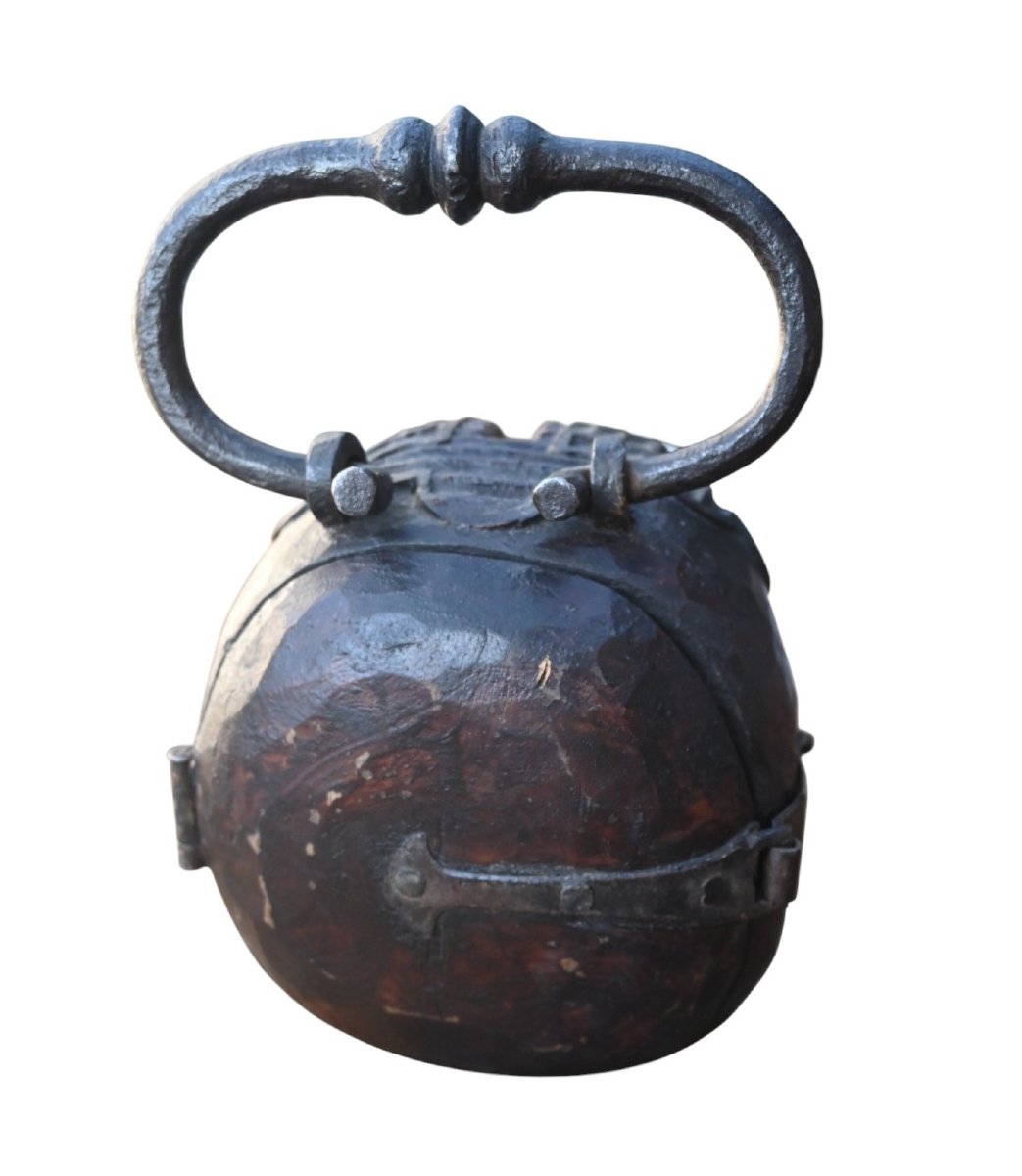 Rare tronc à offrandes en forme de crâne (memento mori), XVIIe siècle-photo-3