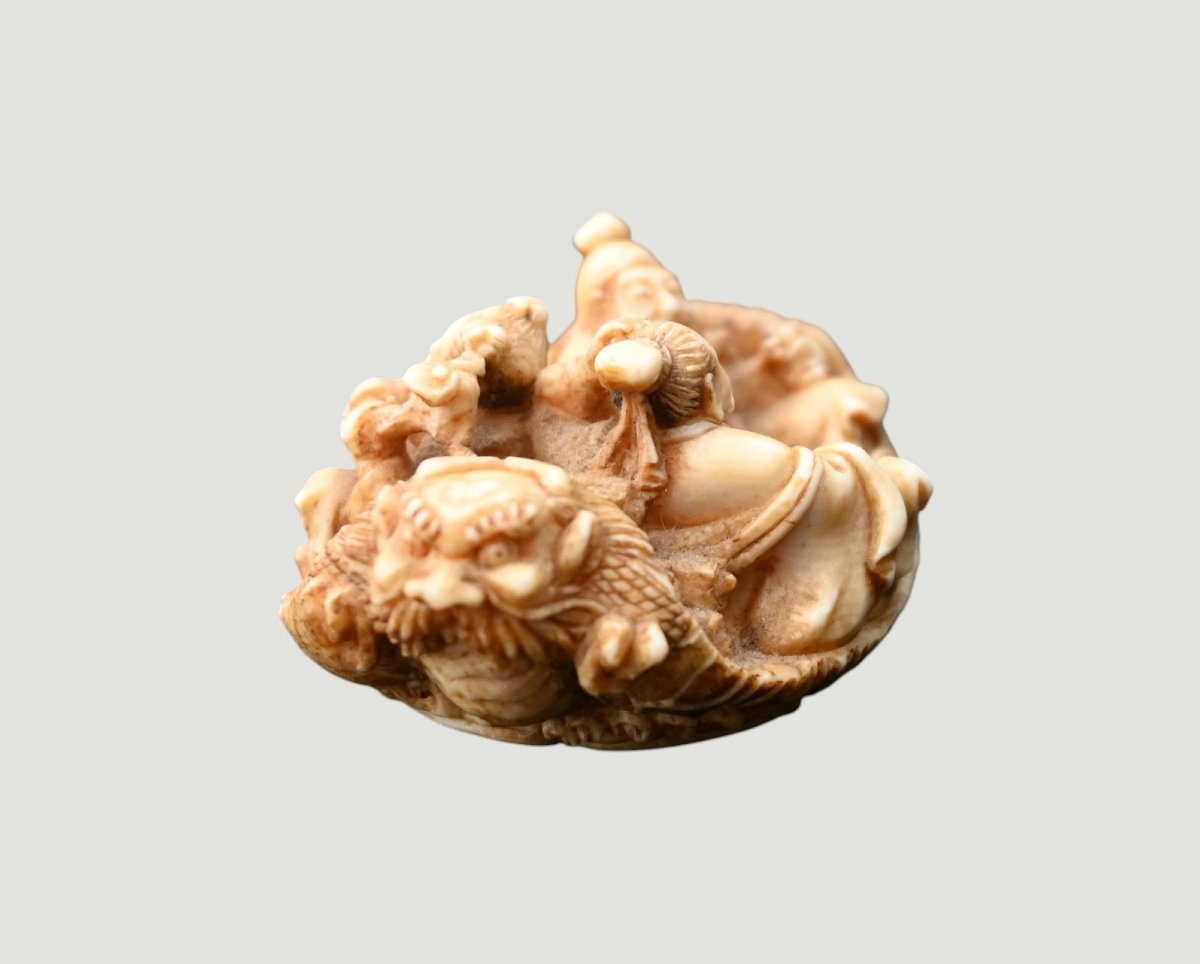 Japanese Netsuke "characters In A Shell With Dragon" Signed Mitsutoshi (kyoto),-photo-2