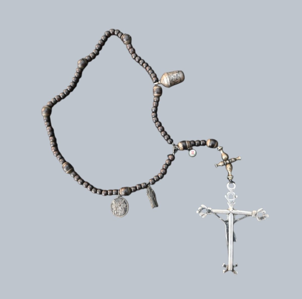 Chapelet en bois avec crucifix et éléments en argent, XVIIIe siècle-photo-3