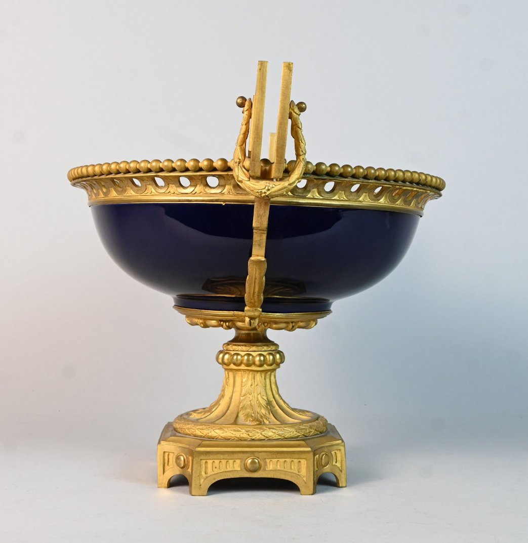 Coupe en porcelaine de Sèvres montée en bronze doré – France, XIXe siècle-photo-3