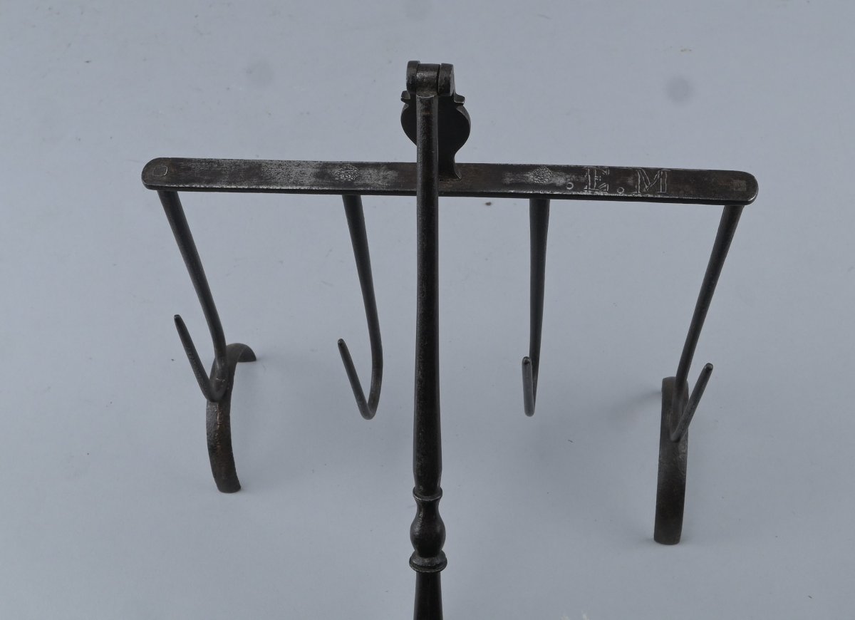 Folding Fireplace Toaster Made Of Wrought Iron And Turned Wood, Monogrammed “em” – 18th Century-photo-1