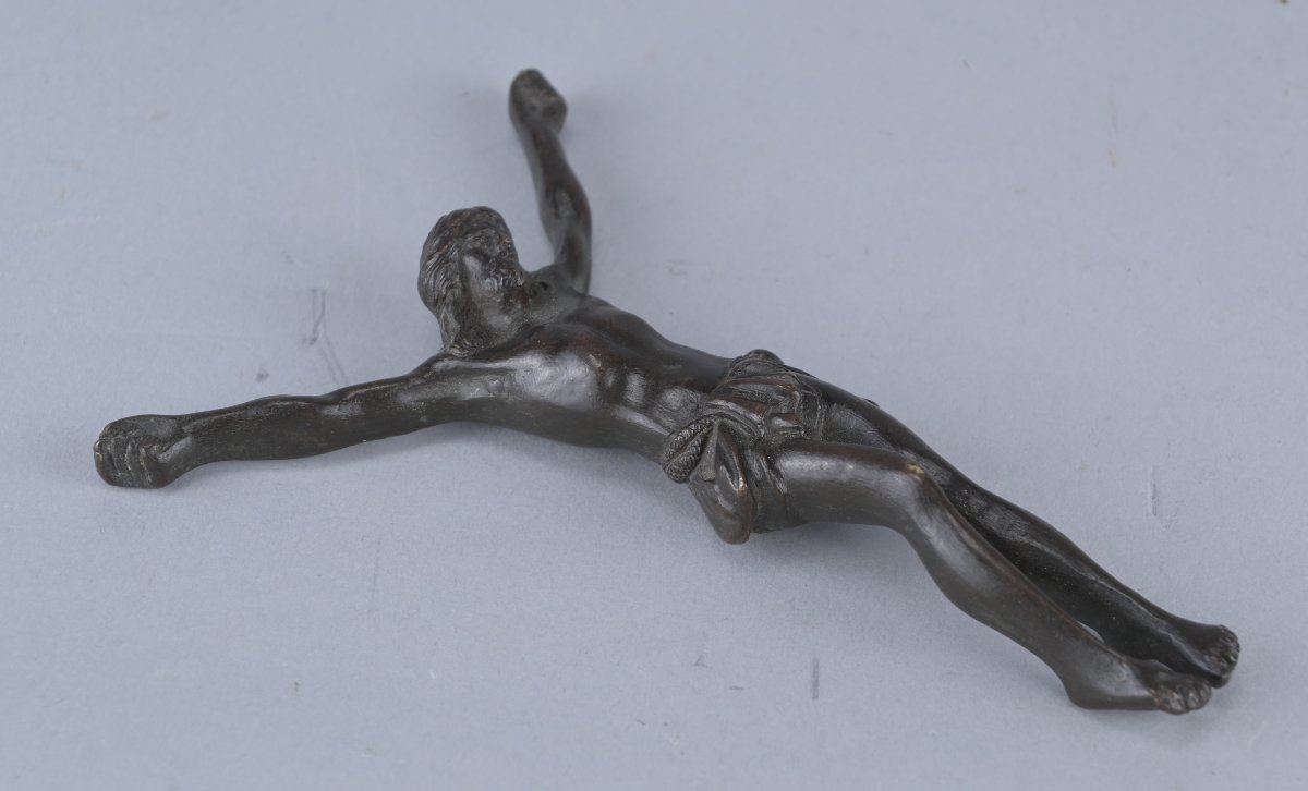Corpus du Christ en bronze, XVIe siècle -photo-4