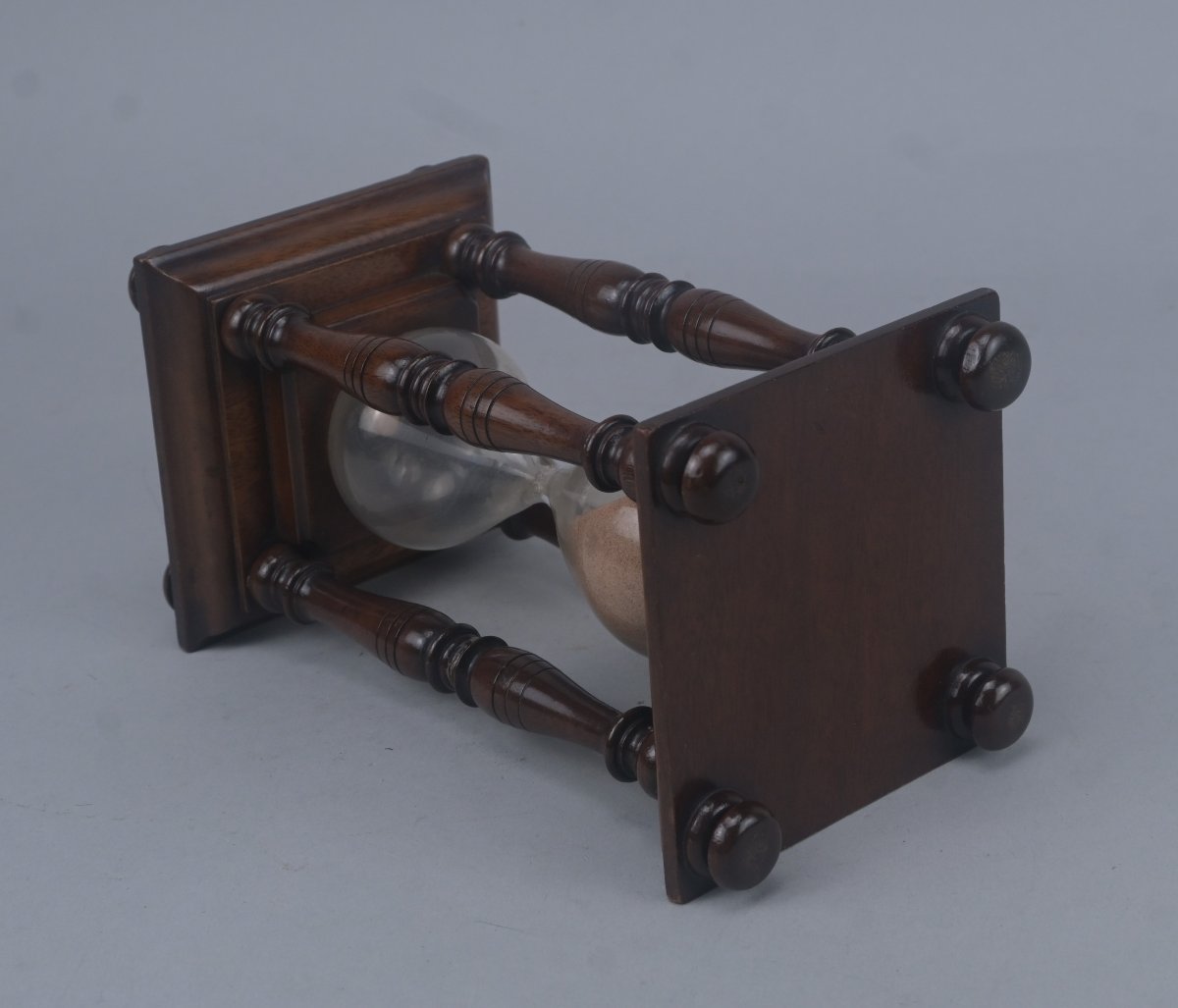 English Mahogany Hourglass, 19th Century-photo-4