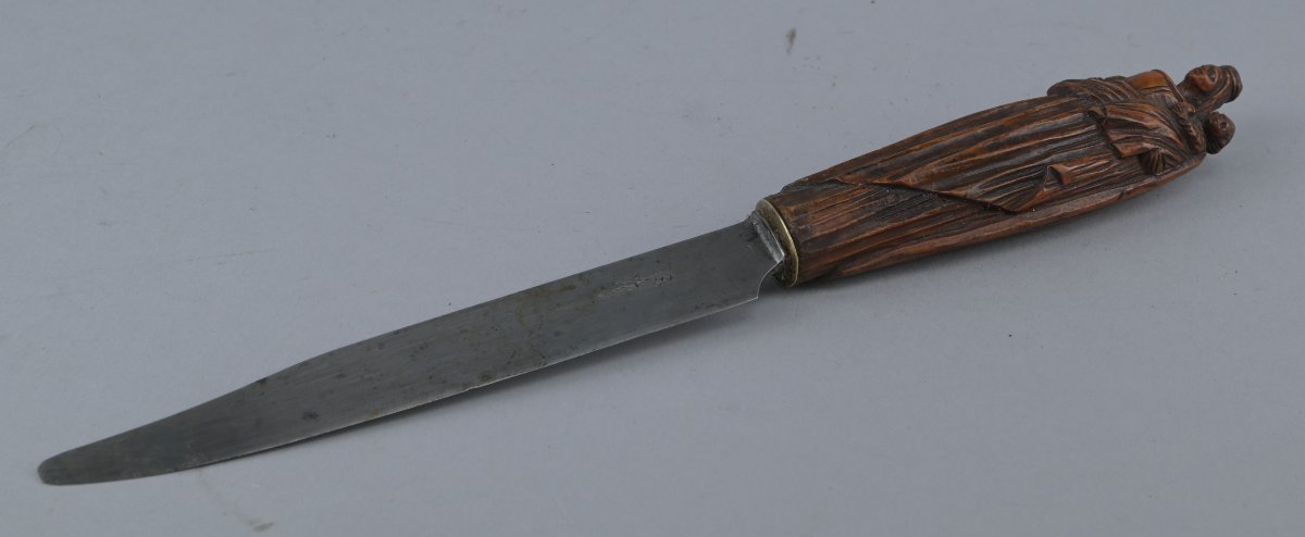 Antique Knife With A Carved Wooden Handle – 19th Century-photo-3