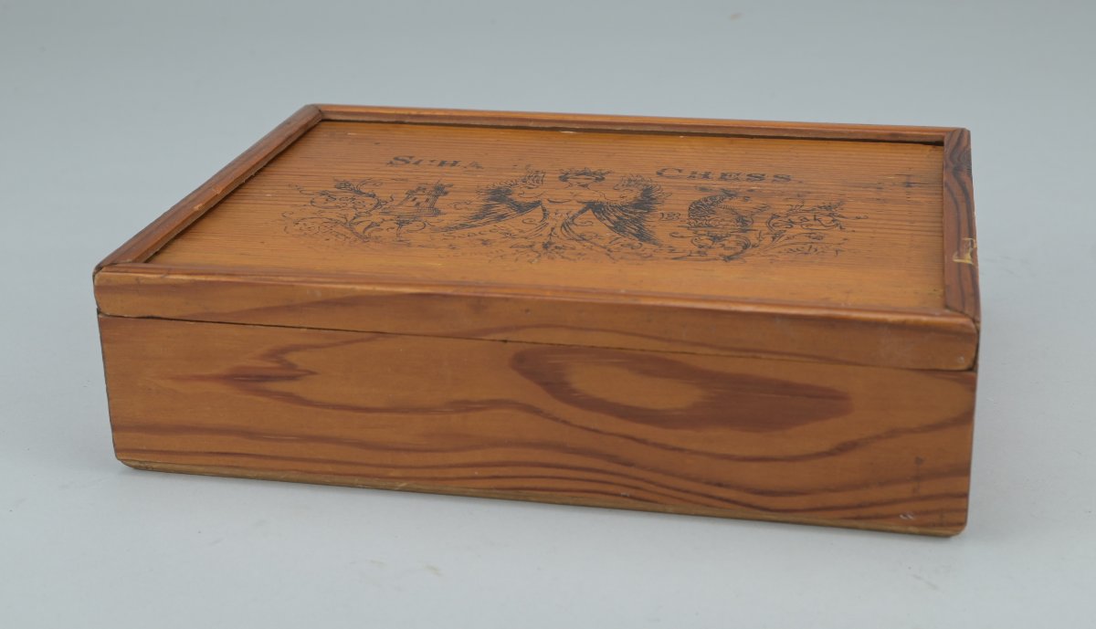 Jeu d’échecs ancien en os – type Nuremberg – complet avec coffret en bois décoré-photo-3