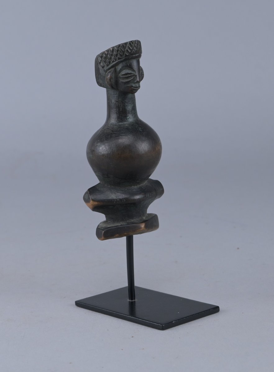 Sifflet Chokwe anthropomorphe – RD Congo / Angola – première moitié du XXe siècle