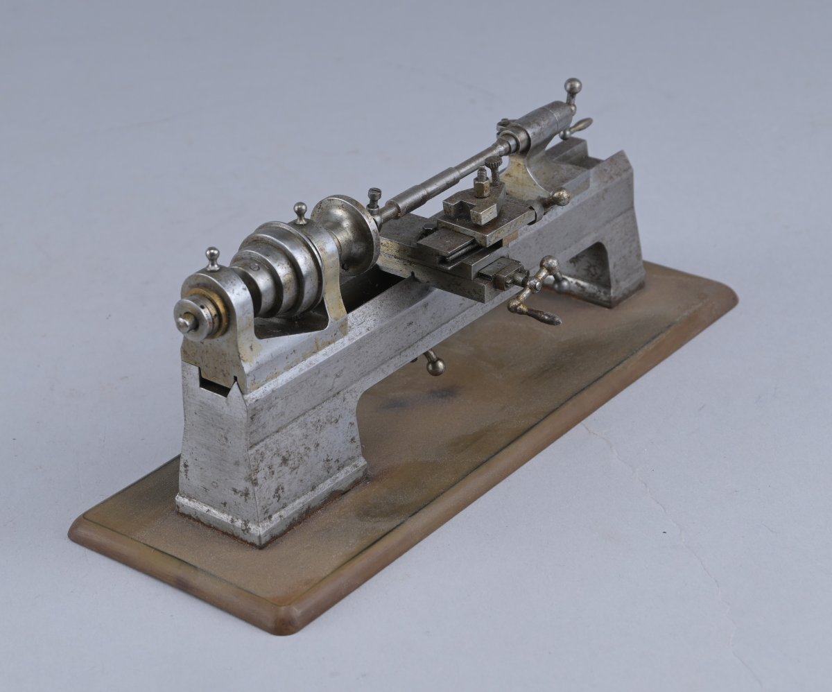 Functional Miniature Control Tower, Circa 1900-photo-3