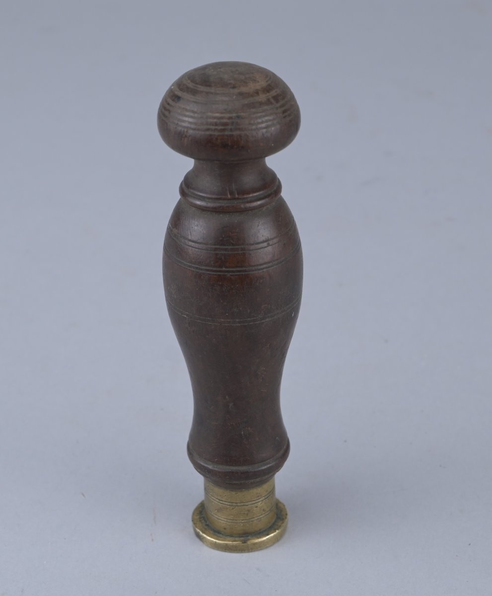 Cachet maçonnique en bois et laiton, XVIIIe siècle-photo-2
