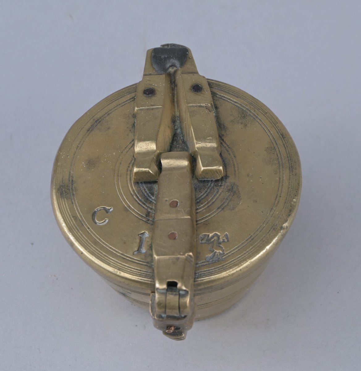 18th-century Brass Cup-weight Set-photo-3