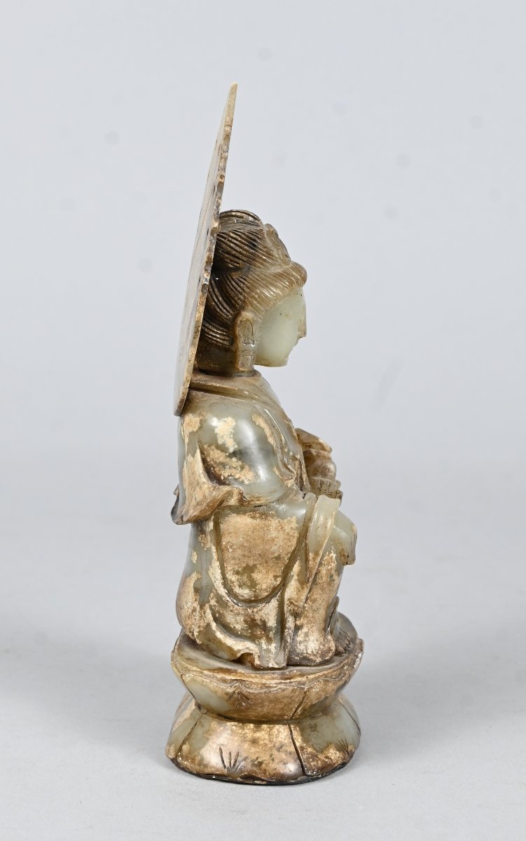 Statuette en jadéite représentant Guanyin assise – Chine – XIXe siècle-photo-2