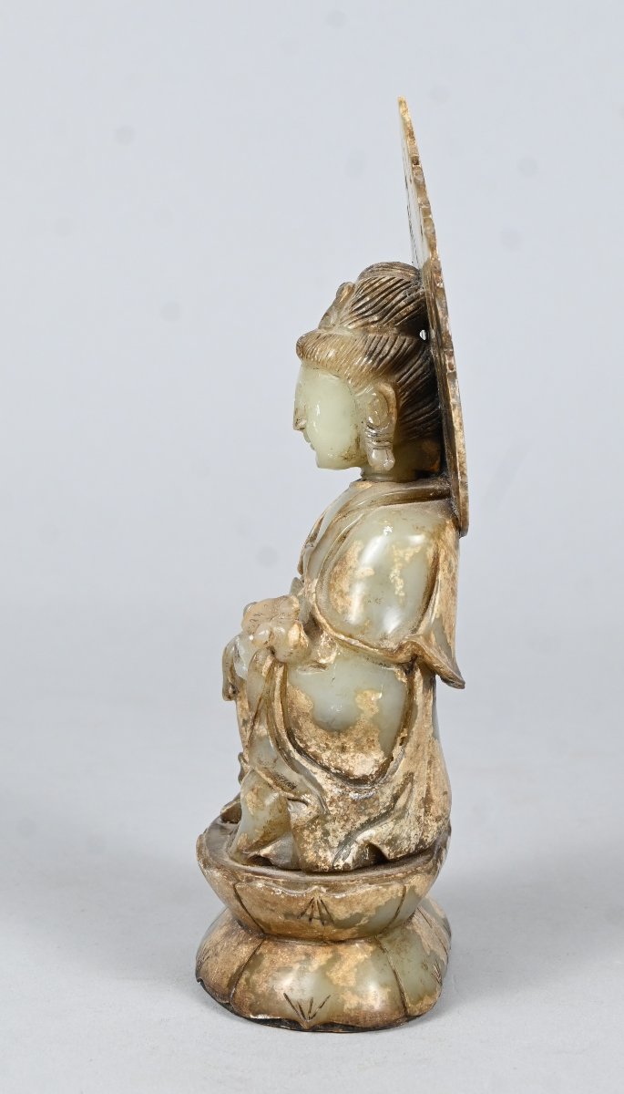 Statuette en jadéite représentant Guanyin assise – Chine – XIXe siècle-photo-4