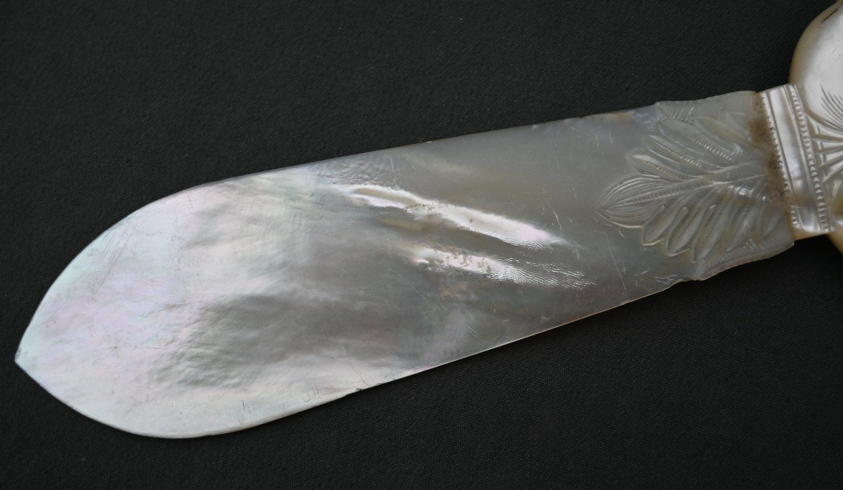 Grand Palais Royal Letter Opener In Mother Of Pearl From The Nineteenth Century-photo-3
