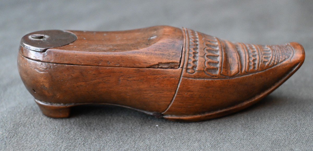 Small Wooden Snuffbox Shoe, 19 Eme-photo-3