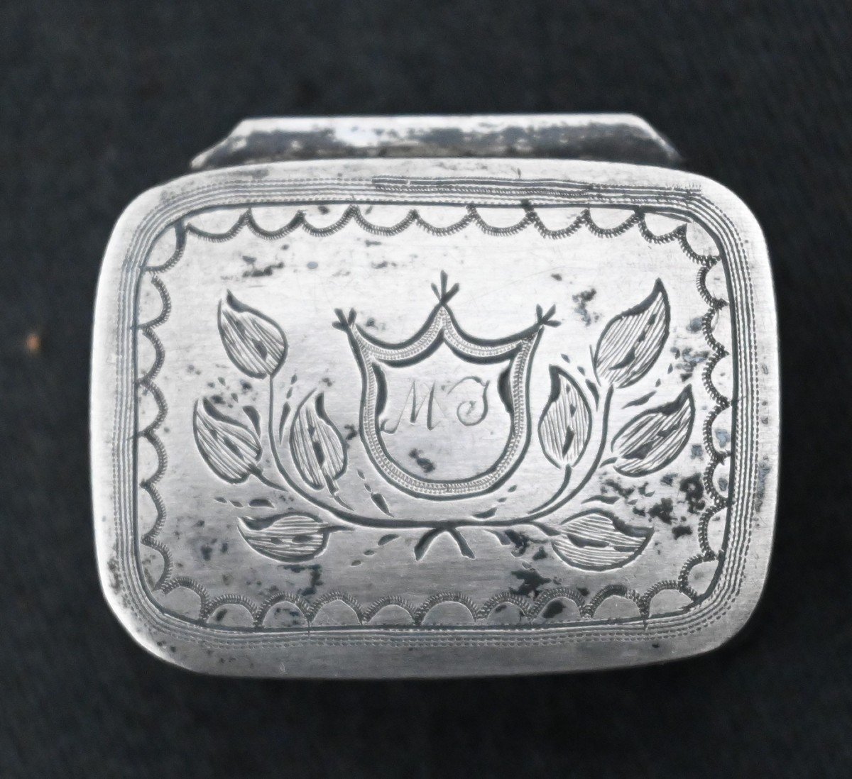 Socket Box, Nineteenth Silver Snuffbox