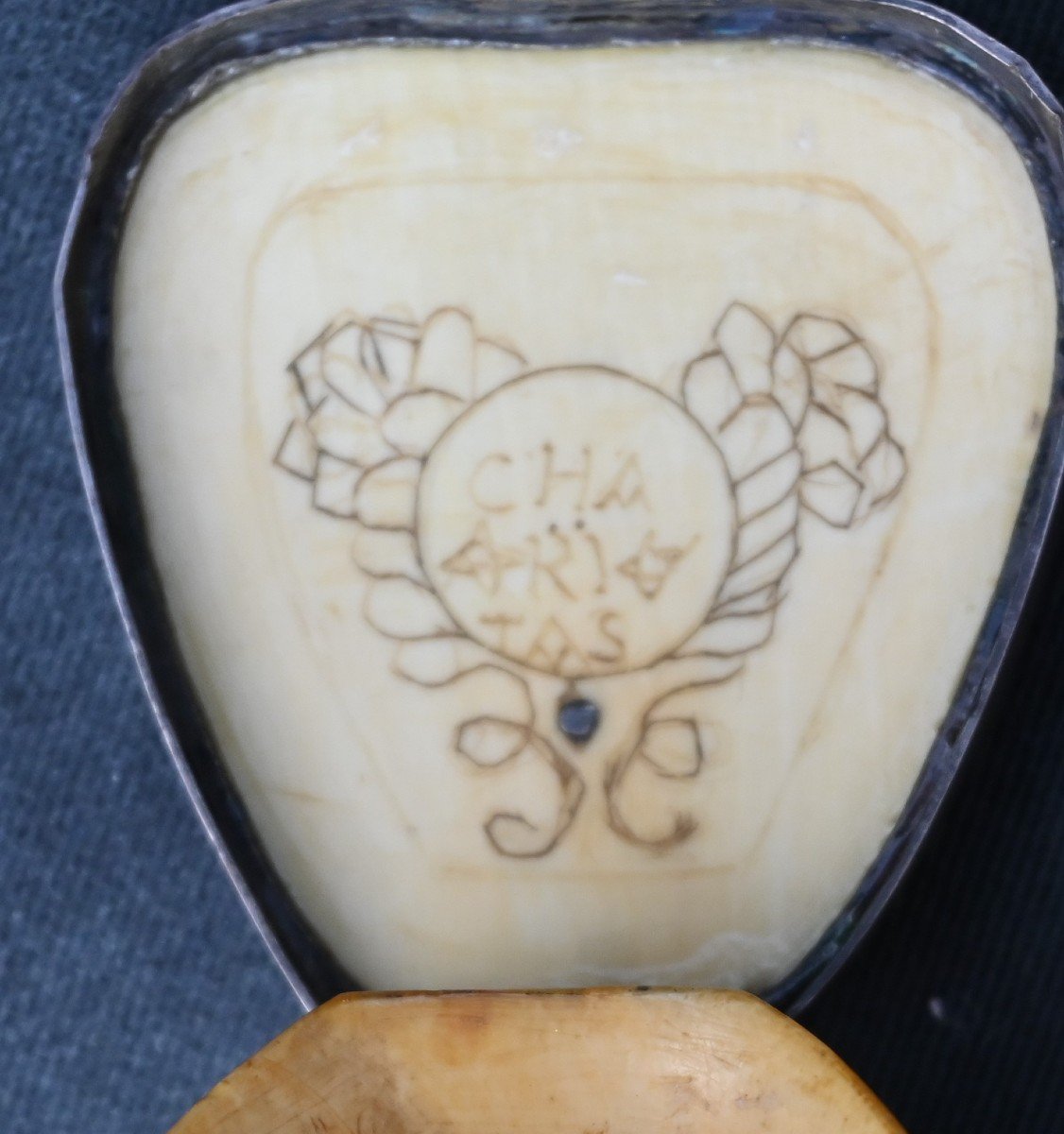 Snuff Box In Ivory And Silver From The Eighteenth Century-photo-2