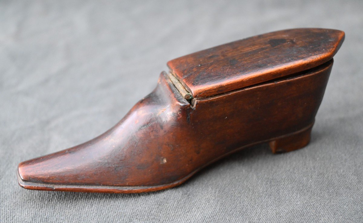 Small Wooden Snuffbox Shoe, 19 Eme