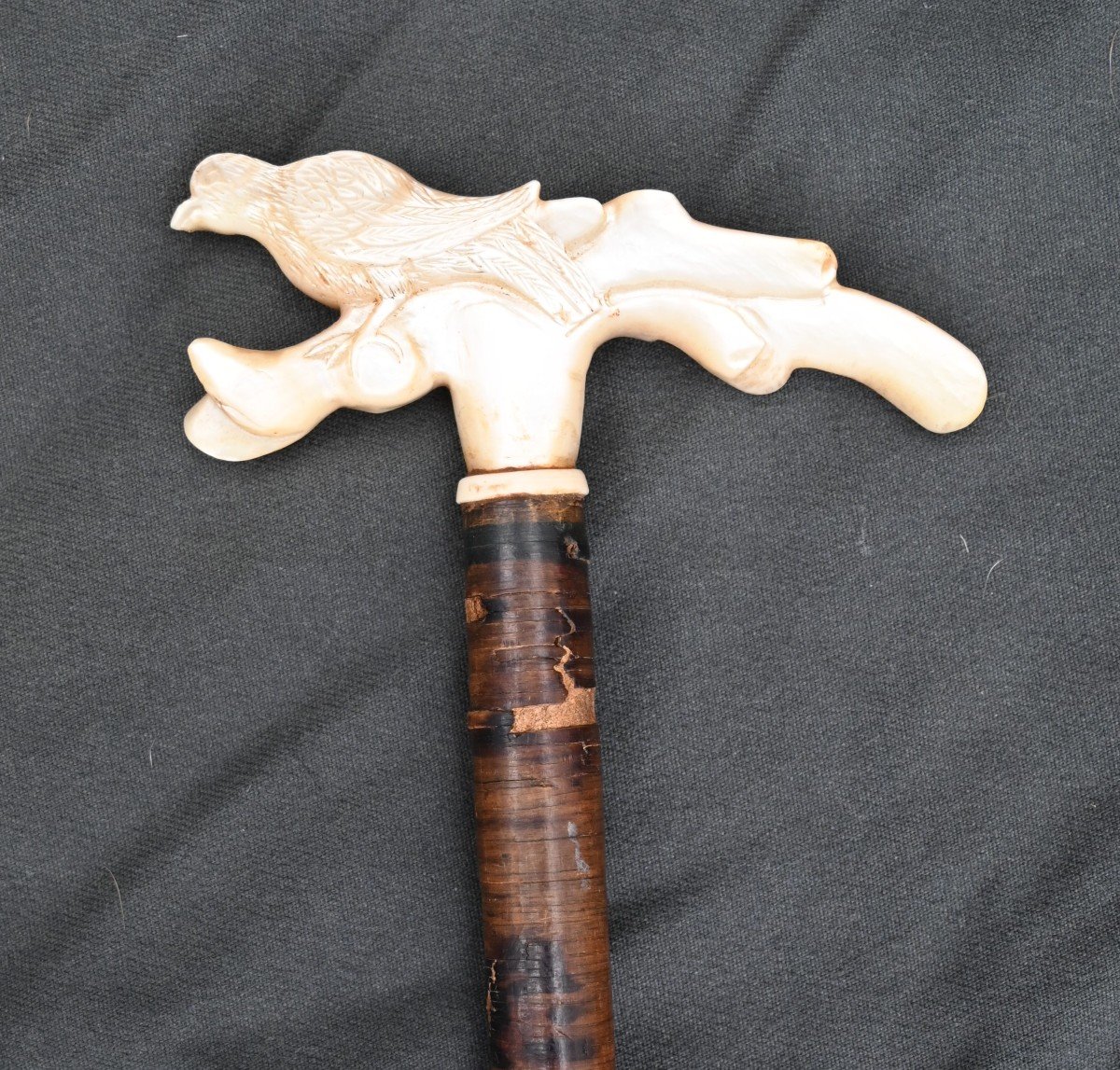 Cane With Carved Handle In Mother Of Pearl
